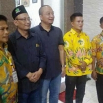 Ahmad Nurhamim, Asluchul Alif, dan Wongso Negoro dalam suatu acara. foto: SYUHUD/ BANGSAONLINE