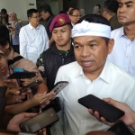 Gubernur Jawa Barat, Dedi Mulyadi saat ditemui di Gedung Sabuga ITB, Jalan Tamansari, Kota Bandung, Selasa (16/9/2025).Foto: Kompas.com