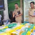 Pasar murah di Desa Mojosari, Kecamatan Asembagus, Situbondo.