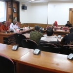 DPRD Lumajang saat diskusi soal PAD. foto: syuhud/ bangsaonline



