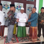 NU Care LAZISNU Sumenep berikan bantuan kepada Masjid Khairul Jannah.