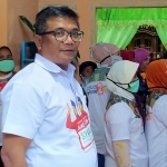 Drs. Nurhadi Rokhmad saat kampanye di Desa Sengon, Kecamatan Bendungan, Trenggalek. foto: HERMAN/ BANGSAONLINE