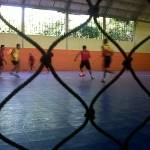 pertandingan futsal. Mencari kebugaran, bukan kemenangan. foto:eky nurhadi/bangsaonline