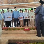 Prabowo bersama rombongan tiba di Makam Bung Karno, Blitar Foto: Ist.
