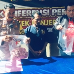 Pelaku percobaan pemerkosaan usai ditangkap petugas Polsek Kenjeran.