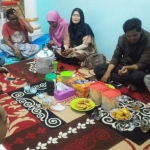 Ahmad Nadir saat pembentukan relawan tingkat RT dan RW. foto: ist