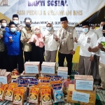 BERBAGI: PT ASSI saat baksos di Panti Asuhan Mamba