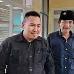 Abdul Wahid Saleh didampingi kuasa hukumnya.