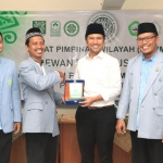 Wagub Jatim, Emil Dardak saat menghadiri Rapimwil BKPRMI Jatim di aula Masjid Al Akbar Surabaya. foto: ist