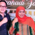 Adhy Karyono bersama Gubernur Khofifah dalam suatu momen. foto: istimewa