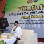 Acara peringatan Maulid Nabi Muhammad SAW yang digelar oleh Polres Lamongan dengan menghadirkan KH. Anwar Zahid.