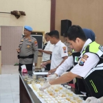 Tes urine yang digelar Polres Blitar Kota.