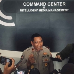 Kasi Humas Polreatabes Surabaya, Kompol M. Fakih saat memberikan keterangan kepada awak media, Rabu (15/2/2023)