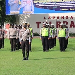 Personel yang mengikuti apel gelar pasukan Operasi Keselamatan Semeru Tahun 2022.