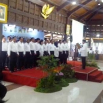 Bupati Malang Dr H Rendra Kresna sat mengukuhkan tim Saber Pungli.