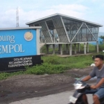 Bangunan gedung Kampung Pia di Gempol.