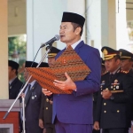 Bupati Lamongan saat memberi sambutan di peringatan Hari Kesaktian Pancasila.