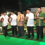 Launching sukses Muktamar NU ke-33 di Kantor PWNU Jawa Timur . Foto : Taufik suarasurabaya.net