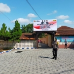 Tempat Isolasi Terpusat (Isoter) Asrama Kampus PGSD Universitas Negeri Malang, Jalan Ir Soekarno, Kota Blitar.