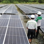 Pemasangan Solar PV Roll up di Kalimantan Timur.