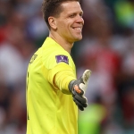 Wojciech Szczesny berhasil menepis tendangan penalti Arab Saudi pada laga Piala Dunia 2022.