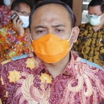 Bupati Ngawi Ony Anwar Harsono. (foto: ist)