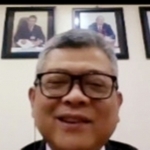 Kepala Kantor Perwakilan Bank Indonesia Kediri, Sofwan Kurnia saat menggelar video conference, Senin (4/5).