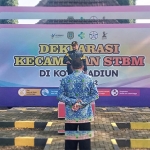 Wali Kota Madiun, Maidi, saat mendeklarasikan STBM tingkat kecamatan. Foto: HENDRO SUHARTONO/BANGSAONLINE