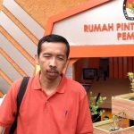 Wartawan BANGSAONLINE.com dan mantan Panwaslu Pilwali Batu 2007, 2012, 2017, Adi Wiyono.