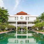 Gedung Rektorat ITS.
