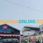 Mie Gacoan di Jalan PK Bangsa, Kota Kediri, yang dilarang beroperasi sebelum melengkapi persyaratan perizinan yang ditentukan. Foto: MUJI HARJITA/ BANGSAONLINE