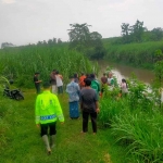 Pencarian bocah yang hanyut di Blitar.