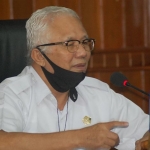 Husni Taher Hamid, Ketua Komisi I DPRD Trenggalek. foto: HERMAN/ BANGSAONLINE