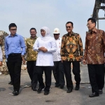 Gubernur Jawa Timur Khofifah Indar Parawansa melakukan kunjungan kerja dan peninjauan PT. Pakerin (Pabrik Kertas Indonesia) Kecamatan Pungging, didampingi Wakil Bupati Mojokerto Pungkasiadi.
