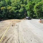 Proses penanganan tanggap darurat di Km 260 yang baru sebatas pengurukan dan pemasangan bronjong.