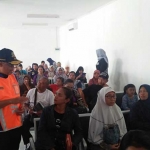 Ruang tunggu stasiun KA di Blitar