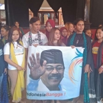 Seniman Jawa Timur mendeklarasikan dukungan untuk duet Jokowi-Soekarwo di Pilpres 2019. foto: DIDI ROSADI/ BANGSAONLINE