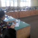 Jajaran Direksi PDAM Delta Tirta Sidoarjo saat hearing dengan Komisi B DPRD Sidoarjo, Jumat (27/5). foto: musta