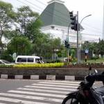 Taman-taman kota Gresik yang terus diperbaiki ternyata muspro karena tidak bisa menyumbangkan Adipura. foto: SYUHUD/ BANGSAONLINE