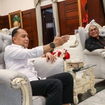 Wali Kota Surabaya Eri Cahyadi saat audiensi dengan Asosiasi Badan Penyelenggaraan Perguruan Tinggi Swasta (ABP-PTSI) Jatim. Foto: Ist.