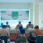 Kegiatan sosialisasi pengendalian dan evaluasi program pembangunan tahun 2022 di aula ruang pertemuan Kantor Kecamatan Gempol pada Senin (28/03/2022).