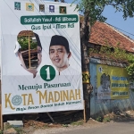 Salah satu baliho Gus Ipul-Mas Adi yang diduga dirusak.