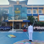 Suasana apel siswa baru Smamda yang digelar di halaman sekolah, Jumat (18/7/2025). Foto: Mustain/BANGSAONLINE