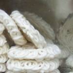 Krupuk, rasa gurihnya bikin ikan nila ngiler. foto: net