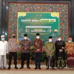 DPC Partai Kebangkitan Bangsa (PKB) Bangkalan memberikan bantuan rapid test antigen gratis terhadap calon wali santri baru yang mengantar keberangkatan anaknya ke Pondok Pesantren Salafiyah Syafi