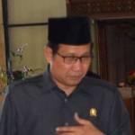 A Halim Iskandar.