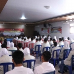 Kegiatan Jumat Curhat yang digelar di SMAN 1 Ngawi, Jumat (27/1/2023)