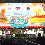 Tabligh akbar dalam rangka perayaan Hari Jadi Kota Mojokerto.

