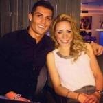 Cristiano Ronaldo berpose bersama Ale Manriquez. foto: instagram
