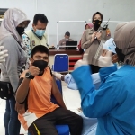 Suasana saat giat vaksinasi pada penyandang disabilitas di Mapolres Tuban.